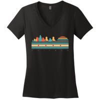 Chicago Flag Skyline Vintage Illinois City Retro Souvenir Women's V-Neck T-Shirt