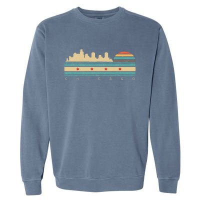 Chicago Flag Skyline Vintage Illinois City Retro Souvenir Garment-Dyed Sweatshirt