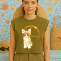 Cool Funny Total Solar Eclipse April 8 2024 Sunglasses Cat Kitten Garment-Dyed Women's Muscle Tee