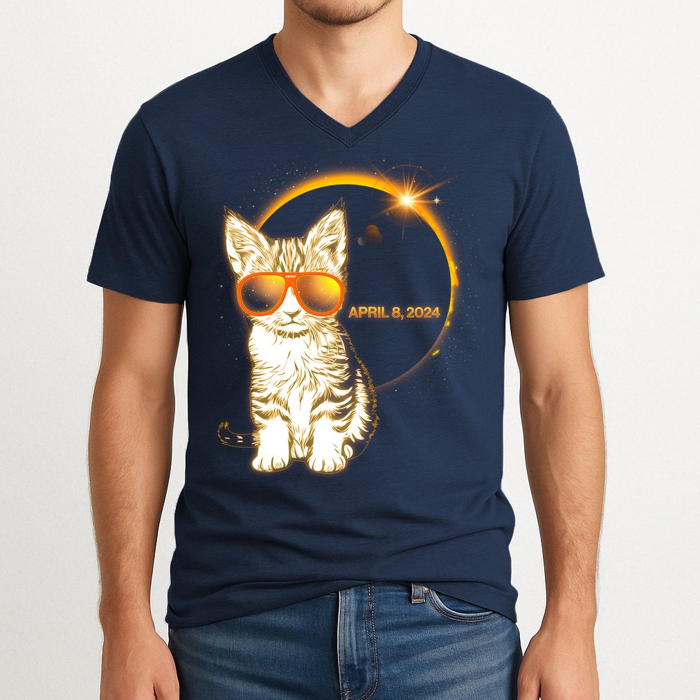 Cool Funny Total Solar Eclipse April 8 2024 Sunglasses Cat Kitten V-Neck T-Shirt