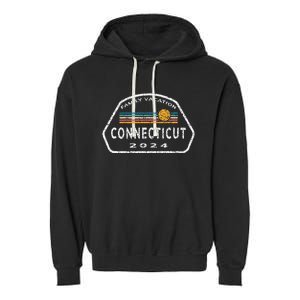 Connecticut Family Vacation 2024 Fun Retro Sunset Garment-Dyed Fleece Hoodie