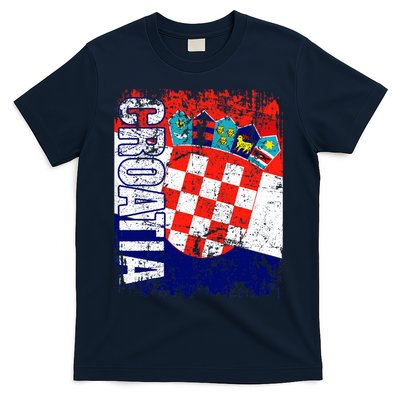 CROATIA Flag Vintage Distressed CROATIA T-Shirt
