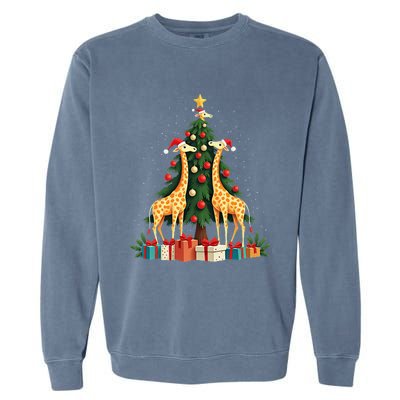 Cute Giraffe Christmas Tree Giraffe Lovers Xmas Holiday Garment-Dyed Sweatshirt