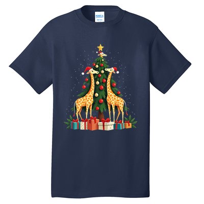 Cute Giraffe Christmas Tree Giraffe Lovers Xmas Holiday Tall T-Shirt