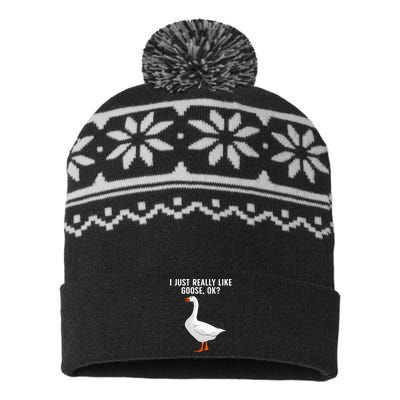 Cute Goose For Men Women Waterfowl Bird Goose Lover USA-Made Snowflake Beanie