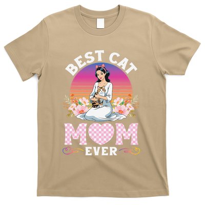 Cute Girl Hugging Oriental And Flowers Best Cat Mom Ever T-Shirt