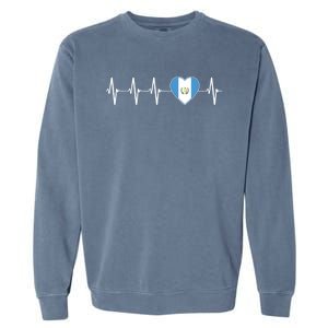 Chapin Guatemalan Heartbeat I Love Guatemala Flag Gift Funny Gift Garment-Dyed Sweatshirt