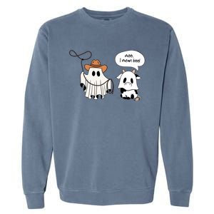 Cow Ghosts Moo I Mean Boo Cow Ghost Halloween Gift Garment-Dyed Sweatshirt