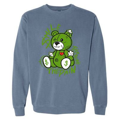 Chlorophyll Green White Color Match Garment-Dyed Sweatshirt