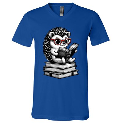 Cute Hedgehog Book Nerd Funny Readers V-Neck T-Shirt