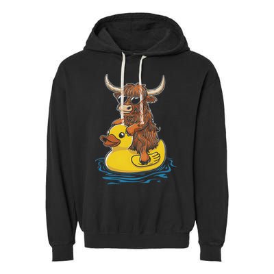 Cute Highland Cow Duck Pool Float Summer Vibes Swimming Garment-Dyed Fleece Hoodie