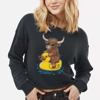 Cute Highland Cow Duck Pool Float Summer Vibes Swimming Cropped Pullover Crew