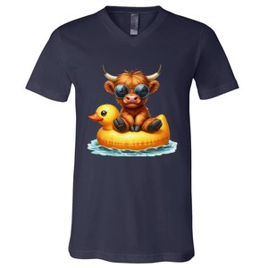 Cute Highland Cow Duck Pool Float Summer Vibes Swimming V-Neck T-Shirt