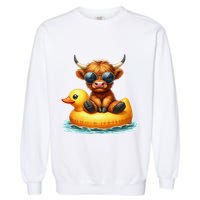 Cute Highland Cow Duck Pool Float Summer Vibes Swimming Garment-Dyed Sweatshirt