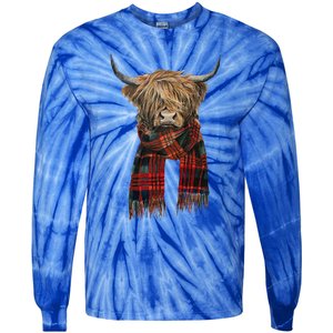 Cute Highland Cow Wearing Buffalo Plaid Scarf Farming Farmer  Tie-Dye Long Sleeve Shirt