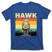 Cute Hawk Design Bird Vintage Hawk Lovers T-Shirt