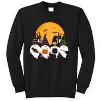 Cute Halloween Gnome Spooky Gardening Trick Or Treat Sweatshirt