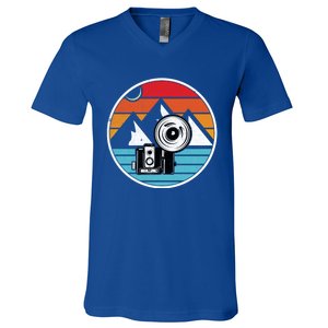 Camping Hiking Nature Retro Photographer Camera Camera Gift V-Neck T-Shirt