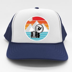 Camping Hiking Nature Retro Photographer Camera Camera Cute Gift Trucker Hat