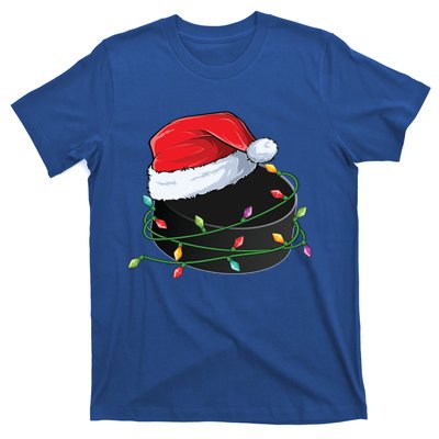 Christmas Hockey Puck In Santa Hat Wrapped In Holiday Lights Cool Gift T-Shirt