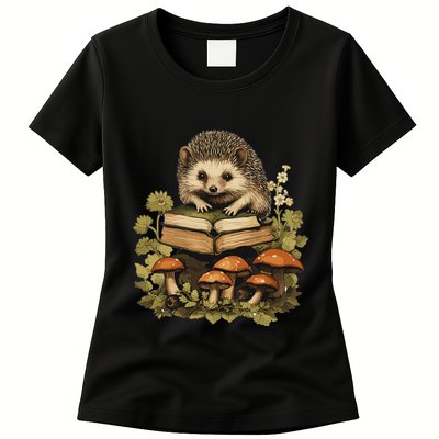 Cottagecore Hedgehog Reading Aesthetic Book Outfit Womens T-Shirt