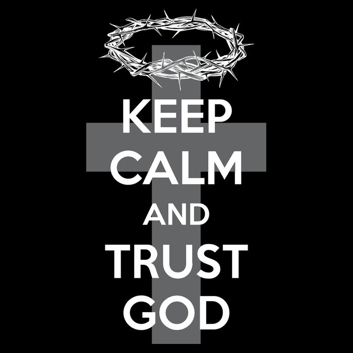 Christian Slogan: Keep Calm and Trust God  Drawstring Bag