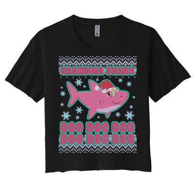 Christmas Grandma Shark Doo Doo Doo Women's Crop Top Tee