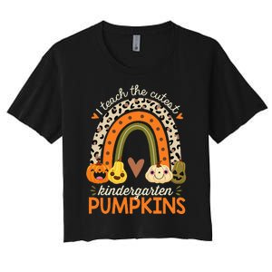 Cute Halloween Teacher Teaching Kindergarten Pumpkins Women's Crop Top Tee