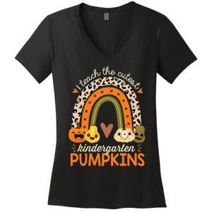 Cute Halloween Teacher Teaching Kindergarten Pumpkins Women's V-Neck T-Shirt