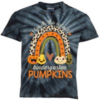 Cute Halloween Teacher Teaching Kindergarten Pumpkins Kids Tie-Dye T-Shirt