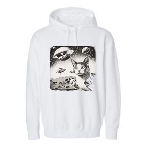 Cat Incident Involving UAPs Funny UFO Retro Aliens Garment-Dyed Fleece Hoodie