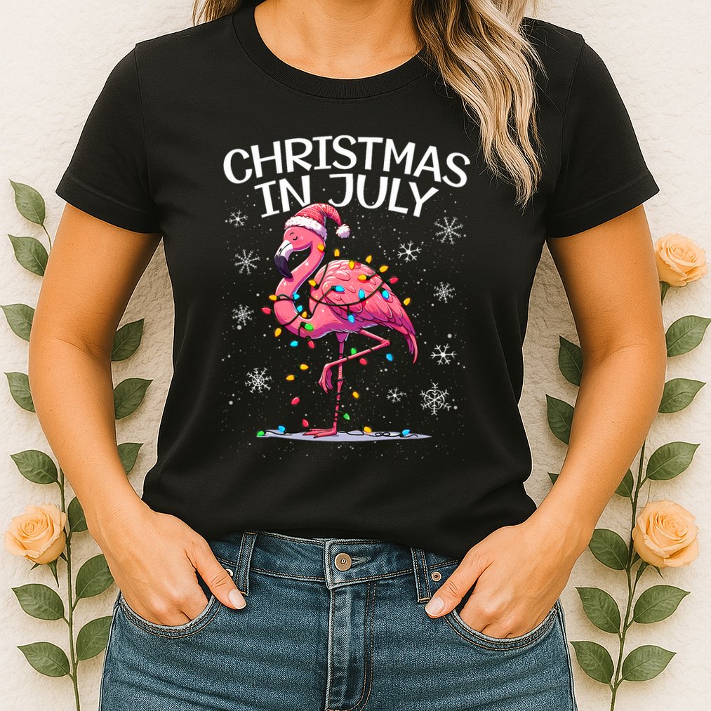 Christmas In July Flamingo Santa Summer Xmas Womens T-Shirt
