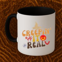 Creepin It Real Spooky Halloween Design Mug