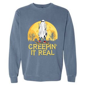 Creepin It Real Skateboard Ghost Funny Retro Halloween Meaningful Gift Garment-Dyed Sweatshirt