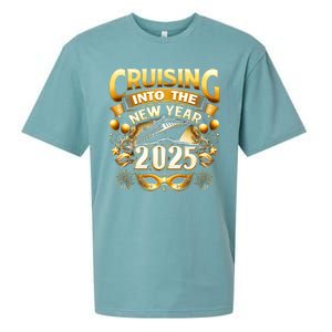 Cruising Into The New Year 2025 Family New Year Trip 2025 Sueded Cloud Jersey T-Shirt