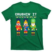 Crushin' It The Christmas Retro Holiday Cute T-Shirt