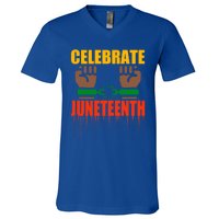 Celebrate Juneteenth Breaking Chains Slavery Freedom Funny Gift V-Neck T-Shirt