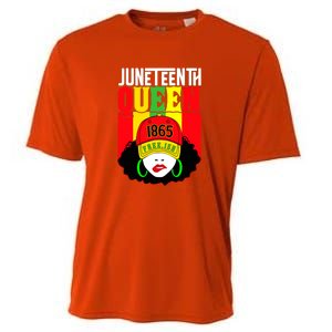 Celebrate Juneteenth Messy Bun Black Women Queen Juneteenth Gift African Pride Cooling Performance Crew T-Shirt