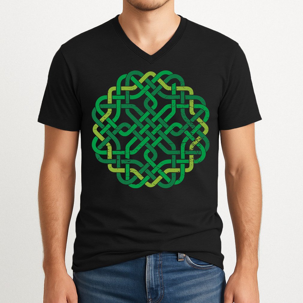 Celtic Knot Gaelic Knotwork St Patrick's Day V-Neck T-Shirt