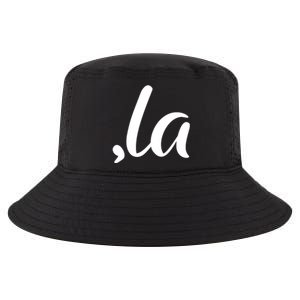 Cute Kamala Harris Comma La Cool Comfort Performance Bucket Hat