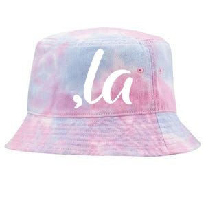 Cute Kamala Harris Comma La Tie-Dyed Bucket Hat