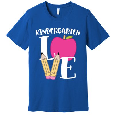 Cute Kindergarten Love Design For Kindergarten Teachers Cute Gift Premium T-Shirt