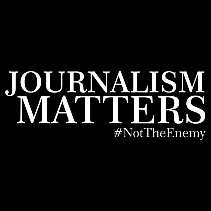 Classy News Journalism Matters #NotTheEnemy Premium T-Shirt