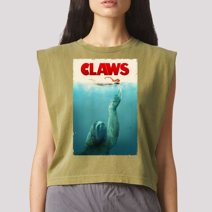 Claws Sloth Garment-Dyed Women's Muscle Tee