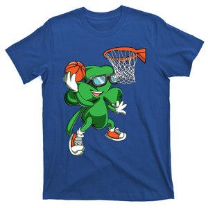 Clover Leprechaun Basketball Dunk St Patricks Day Sport Cool Gift T-Shirt