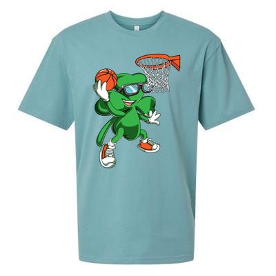 Clover Leprechaun Basketball Dunk St Patricks Day Sport Cool Gift Sueded Cloud Jersey T-Shirt