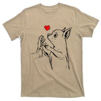 Chihuahua Love Cute Dog Mom Funny Gift T-Shirt