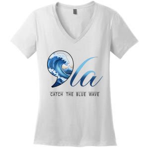 Comma La Catch The Blue Wave Women's V-Neck T-Shirt