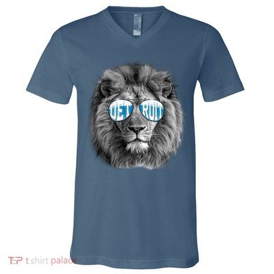 Cool Lions Football Sports Fan V-Neck T-Shirt