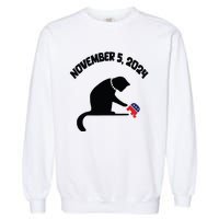 Cat Ladies For Kamala Harris Funny Cat With Pearls Garment-Dyed Sweatshirt